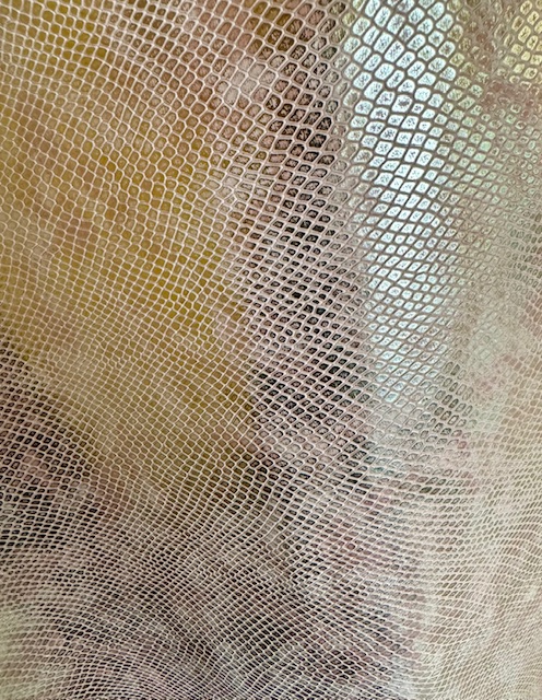 1/2 Vitello Laminato e Stampato color Rosa Antico